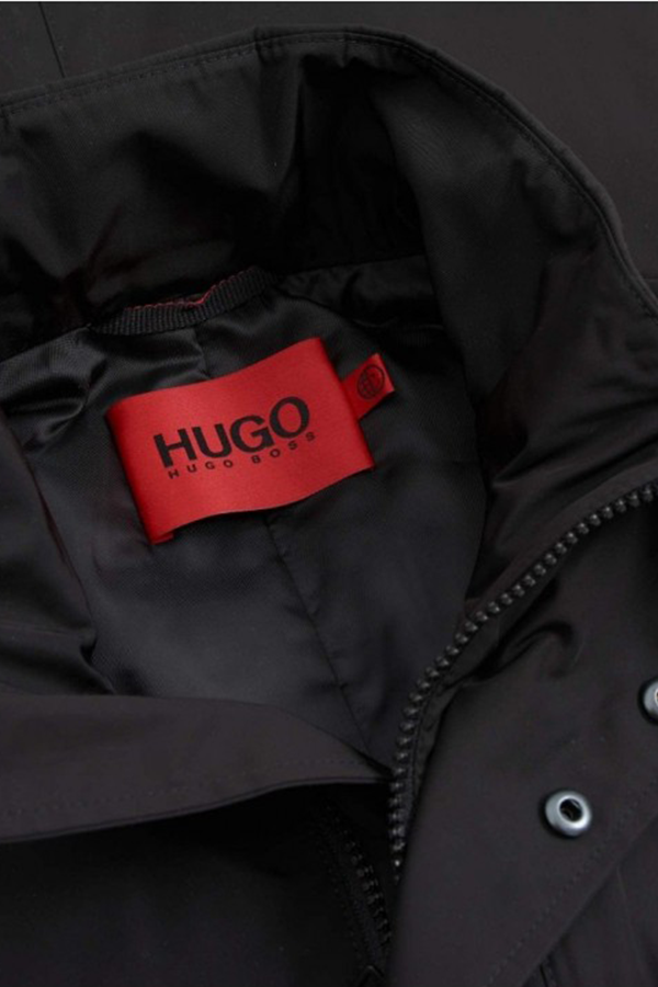 Hugo Παλ΄τό 50457379